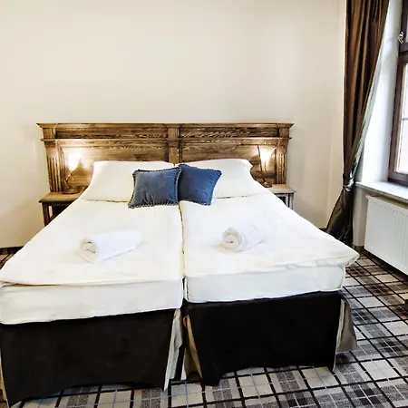 Lägenhetshotell Five Stars 3*