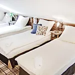 Five Stars 公寓式酒店 弗罗茨瓦夫
