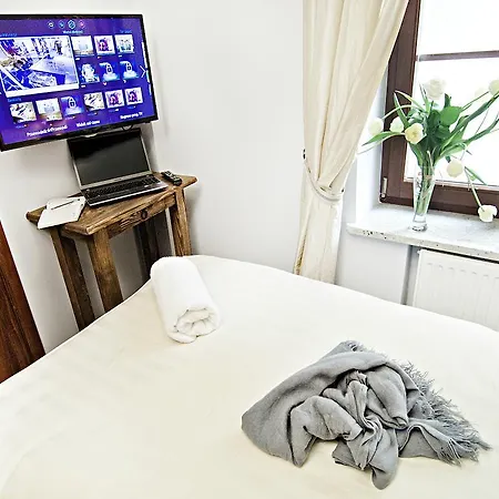 Five Stars Apartahotel Breslavia