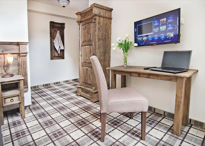 Aparthotel Five Stars 3*